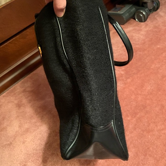 Givenchy  Perfumes Tote with contrasting interior Color NWOT - Picture 6 of 11